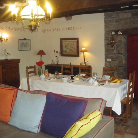 Manoir De La Ville Marie Hirel ภายนอก รูปภาพ