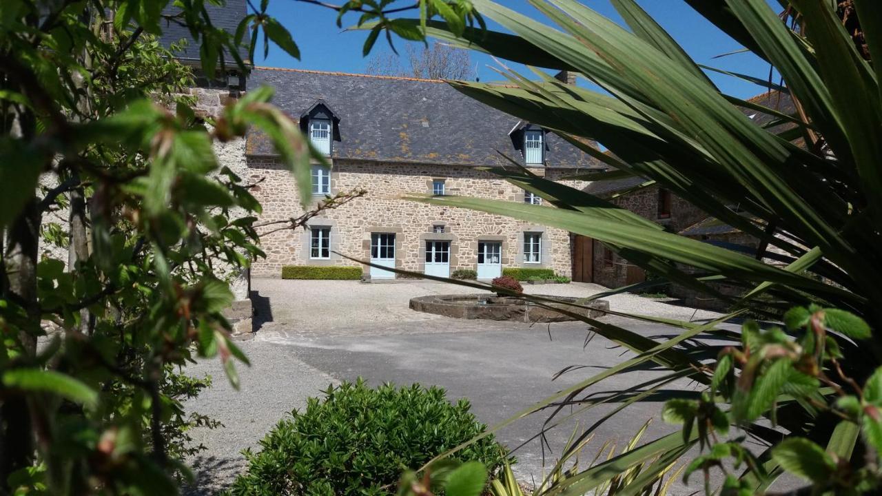 Manoir De La Ville Marie Hirel ภายนอก รูปภาพ