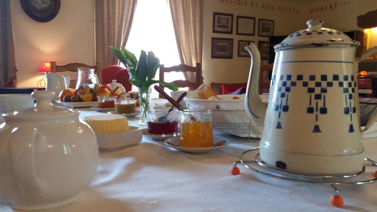 Manoir De La Ville Marie Hirel ภายนอก รูปภาพ